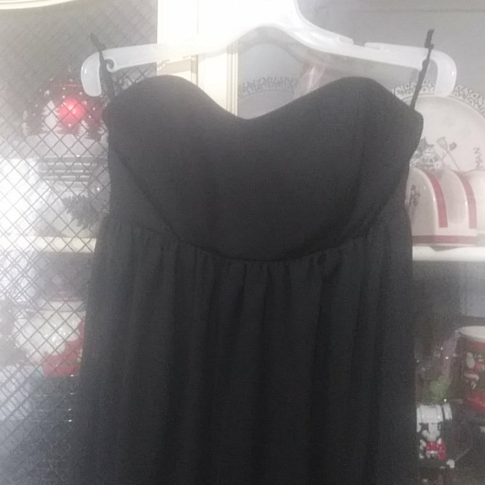 Dress - Picture 2 of 5